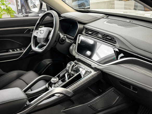 2026 Belgee X70 I Рестайлинг, серебристый, 2584000 рублей - вид 1