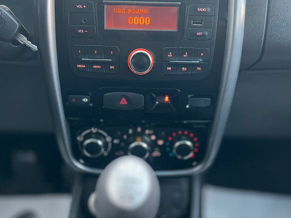 2013 Renault Duster I, бежевый, 829000 рублей - вид 20