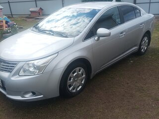 2011 Toyota Avensis III, серебристый, 1050000 рублей, вид 2