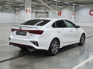 2020 Kia Cerato IV, белый, 1990000 рублей, вид 5