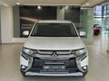 2018 Mitsubishi Outlander III Рестайлинг 2, белый, 1897000 рублей - вид 1