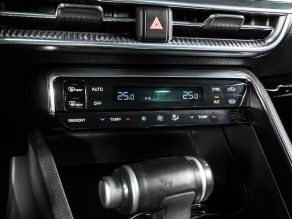 2020 Kia K5 III, синий, 2670000 рублей - вид 12