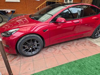 2021 Tesla Model 3 Standart Plus I, красный, 3000000 рублей, вид 4