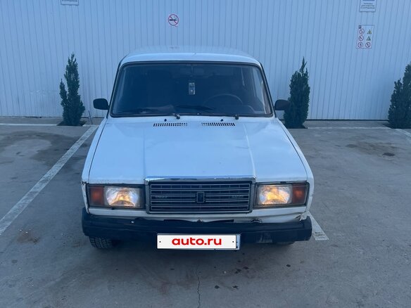 2004 Lada (ВАЗ) 2107, белый, 60000 рублей - вид 1