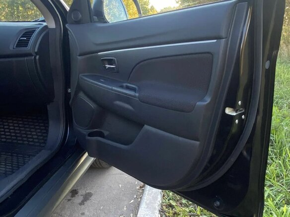 2010 Mitsubishi ASX I, чёрный, 880000 рублей - вид 13