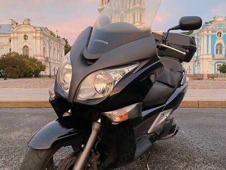 2009 Honda Silver Wing 400, чёрный, 290000 рублей, вид 2