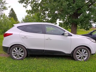 2011 Hyundai ix35 I, белый, 1000000 рублей, вид 2