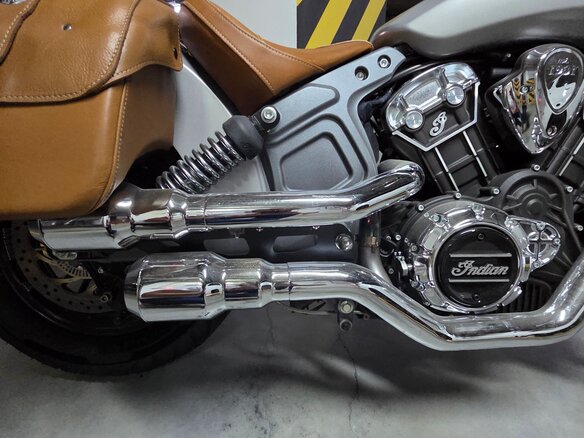2015 Indian Scout, серый, 2000000 рублей - вид 13