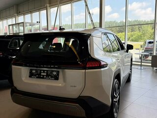 2026 Toyota Wildlander II, белый, 4799000 рублей, вид 4