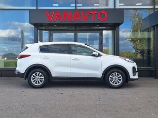 2020 Kia Sportage IV Рестайлинг, белый, 2350000 рублей, вид 3
