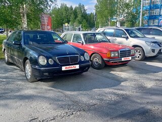 2000 Mercedes-Benz E-Класс 320 II (W210, S210) Рестайлинг, чёрный, 400000 рублей, вид 1