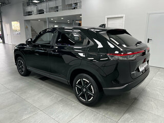 2021 Honda Vezel II, чёрный, 2355000 рублей, вид 4