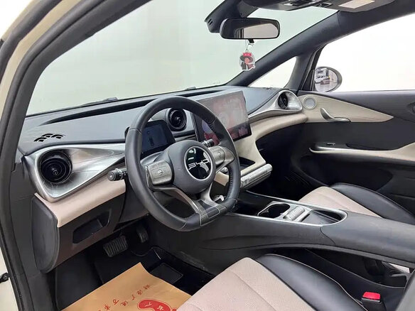 2023 BYD Dolphin 44.9 kWh I, белый, 1350000 рублей - вид 12