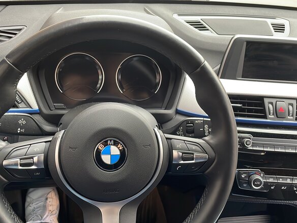 2018 BMW X1 20i xDrive II (F48), серый, 3500000 рублей - вид 8