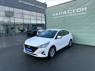 2022 Hyundai Solaris II Рестайлинг, белый, 1650000 рублей, вид 1