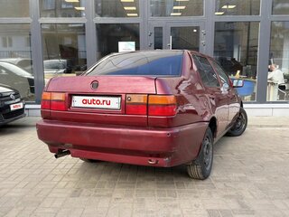 1993 Volkswagen Vento, красный, 70000 рублей, вид 4