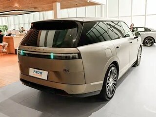 2026 Xpeng GX, золотистый, 7077033 рублей, вид 5