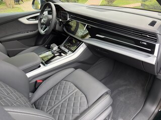 2025 Audi Q8 50 TDI I (4M) Рестайлинг, чёрный, 12900000 рублей, вид 4