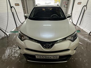 2017 Toyota RAV4 IV (XA40) Рестайлинг, белый, 2350000 рублей, вид 3