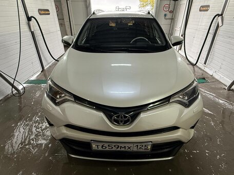 2017 Toyota RAV4 IV (XA40) Рестайлинг, белый, 2350000 рублей, вид 3