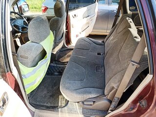 1999 Mitsubishi Chariot III, пурпурный, 350000 рублей, вид 4