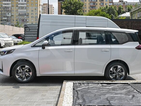 2023 GAC Trumpchi M6 Pro, белый, 1670000 рублей - вид 1