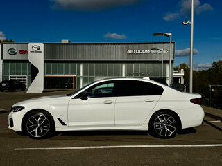 2021 BMW 5 серии 520d xDrive VII (G30/G31/G38) Рестайлинг, белый, 4400000 рублей, вид 1