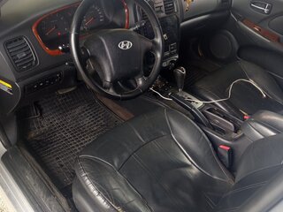 2005 Hyundai Sonata ТагАЗ IV (EF) Рестайлинг, серебристый, 300000 рублей, вид 5