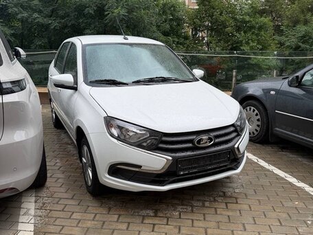 2023 Lada (ВАЗ) Granta I Рестайлинг, белый, 850000 рублей, вид 2