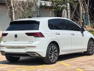 2022 Volkswagen Golf VIII, серый, 1930000 рублей, вид 4