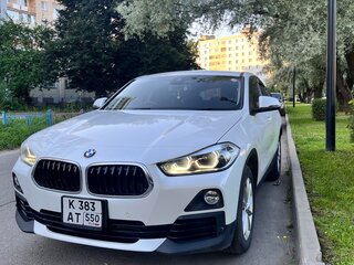 2018 BMW X2 sDrive18i I (F39), белый, 1800000 рублей, вид 3