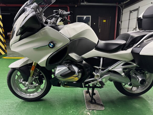 2019 BMW R 1250 RT, белый - вид 10