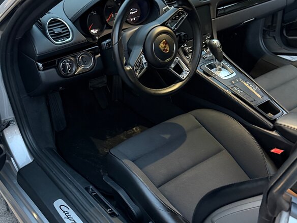 2020 Porsche Cayman T III 718 (982), серый, 6500000 рублей - вид 7