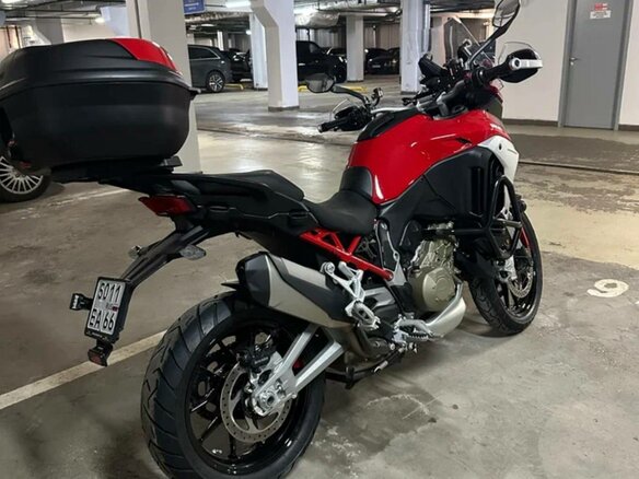 2024 Ducati Multistrada V4, красный, 2500000 рублей - вид 13