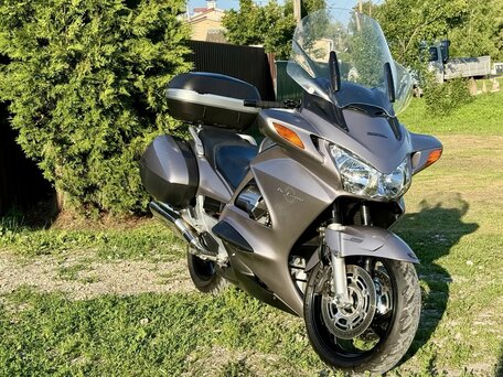 2002 Honda ST 1300, серый, 640000 рублей, вид 1