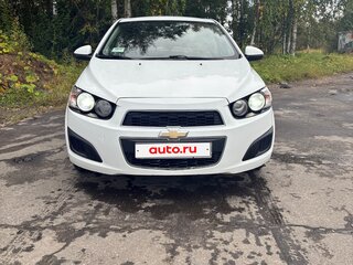 2012 Chevrolet Aveo II, белый, 550000 рублей, вид 1
