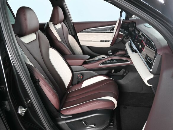 2023 Geely Monjaro I, чёрный, 3299000 рублей - вид 7