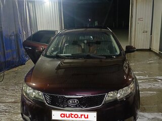 2011 Kia Cerato 6-speed II, пурпурный, 510000 рублей, вид 3