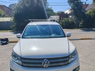 2013 Volkswagen Tiguan I Рестайлинг, белый, 1375000 рублей, вид 3