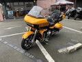 2022 Harley-Davidson CVO Road Glide Limited, жёлтый, 3230000 рублей - вид 10