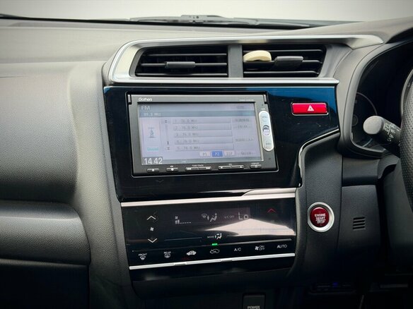 2014 Honda Fit II, белый, 950000 рублей - вид 20