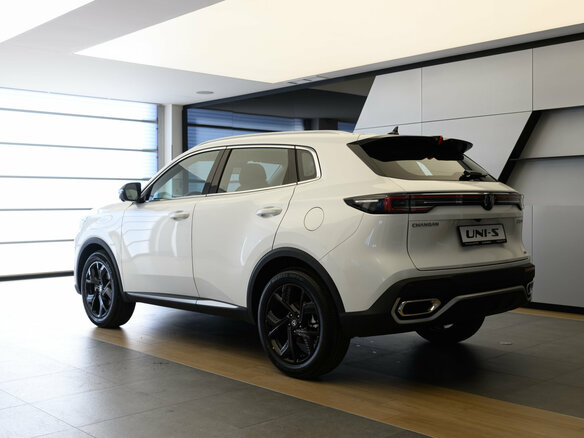 2026 Changan UNI-S I Рестайлинг, белый, 3149000 рублей - вид 8