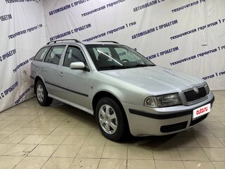2008 Skoda Octavia I (A4) Рестайлинг, серебристый, 425000 рублей, вид 3