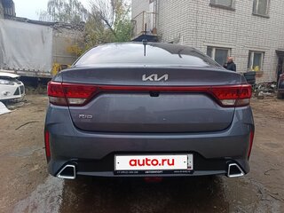 2022 Kia Rio IV Рестайлинг, серый, 1450000 рублей, вид 5
