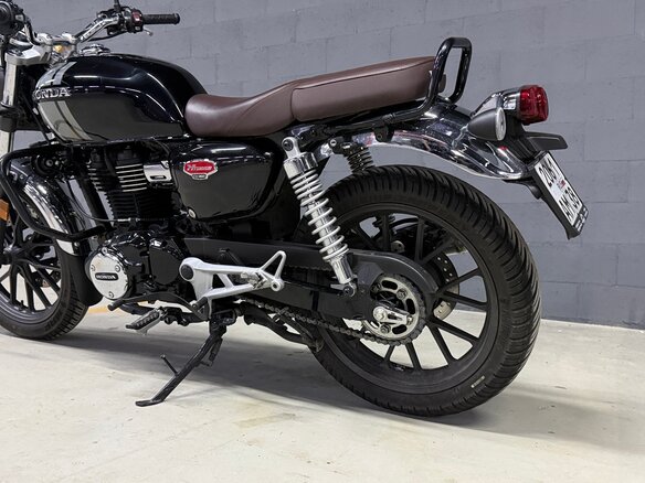 2023 Honda CB 350, чёрный, 490000 рублей - вид 4