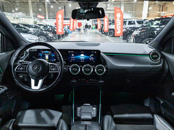 2020 Mercedes-Benz GLA 200 II (H247), серый - вид 13