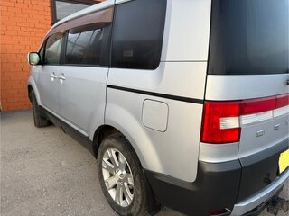 2008 Mitsubishi Delica D:5 I, серебристый, 600000 рублей, вид 2