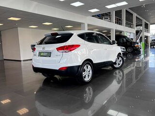 2012 Hyundai ix35 I, белый, 1145000 рублей, вид 2