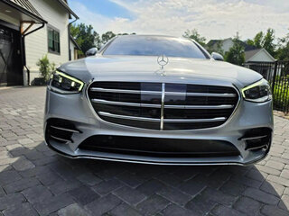 2026 Mercedes-Benz S-Класс 580 Long 4MATIC VII (W223), серебристый, 16885300 рублей, вид 2