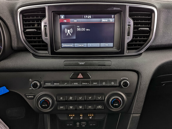 2017 Kia Sportage IV, белый - вид 16